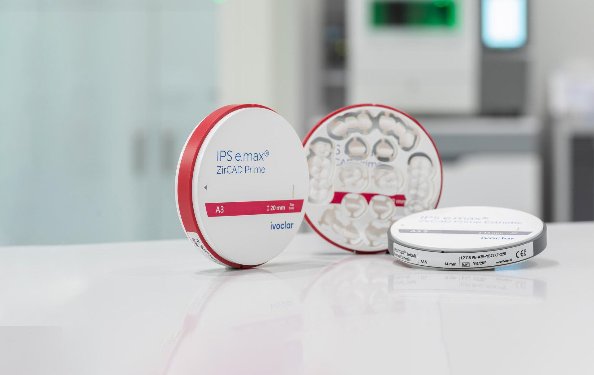 ملتزمون بالتميز في مواد طب الأسنان